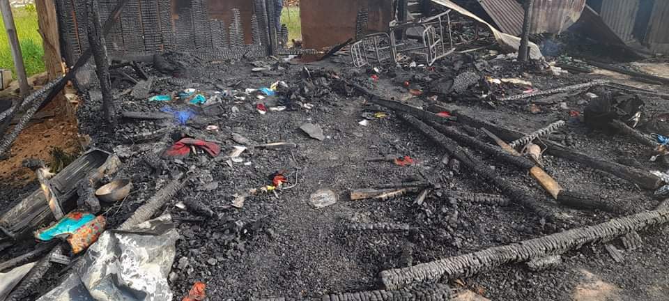 गुल्मीको धुर्कोट गाउँपालिका बर्बोट स्थित एक फेन्सी र होटलमा आगोलागी , ३२ लाखको क्षति