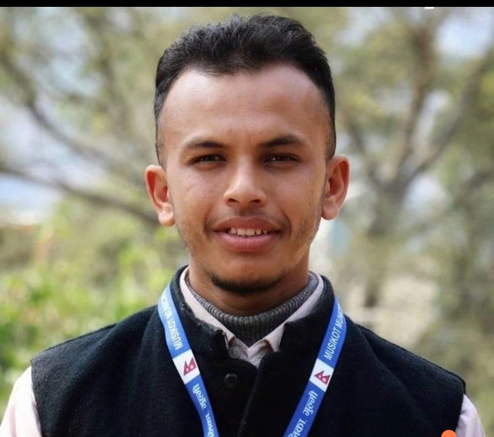 गुल्मीमा पालिका प्रमुखको लागि एक युवाद्वारा स्वतन्त्र उमेदवारको घोषण