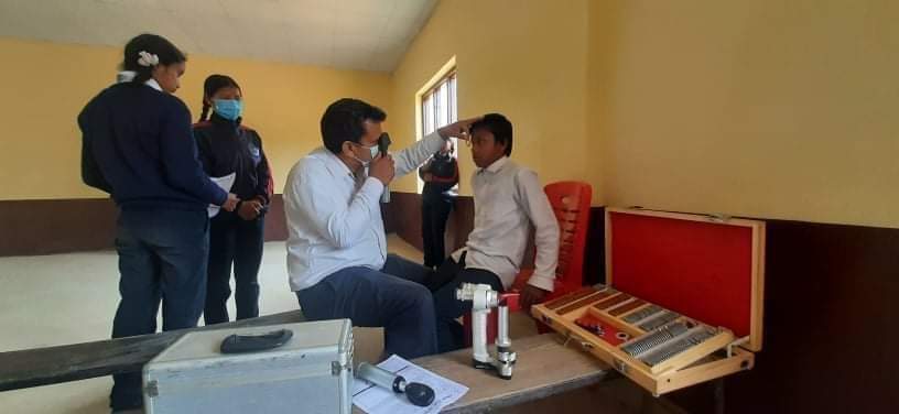 पत्रकार स्थापना दिवस:गुल्मीमा फरक क्षमता भएका विद्यार्थीको स्वास्थ्य परीक्षण