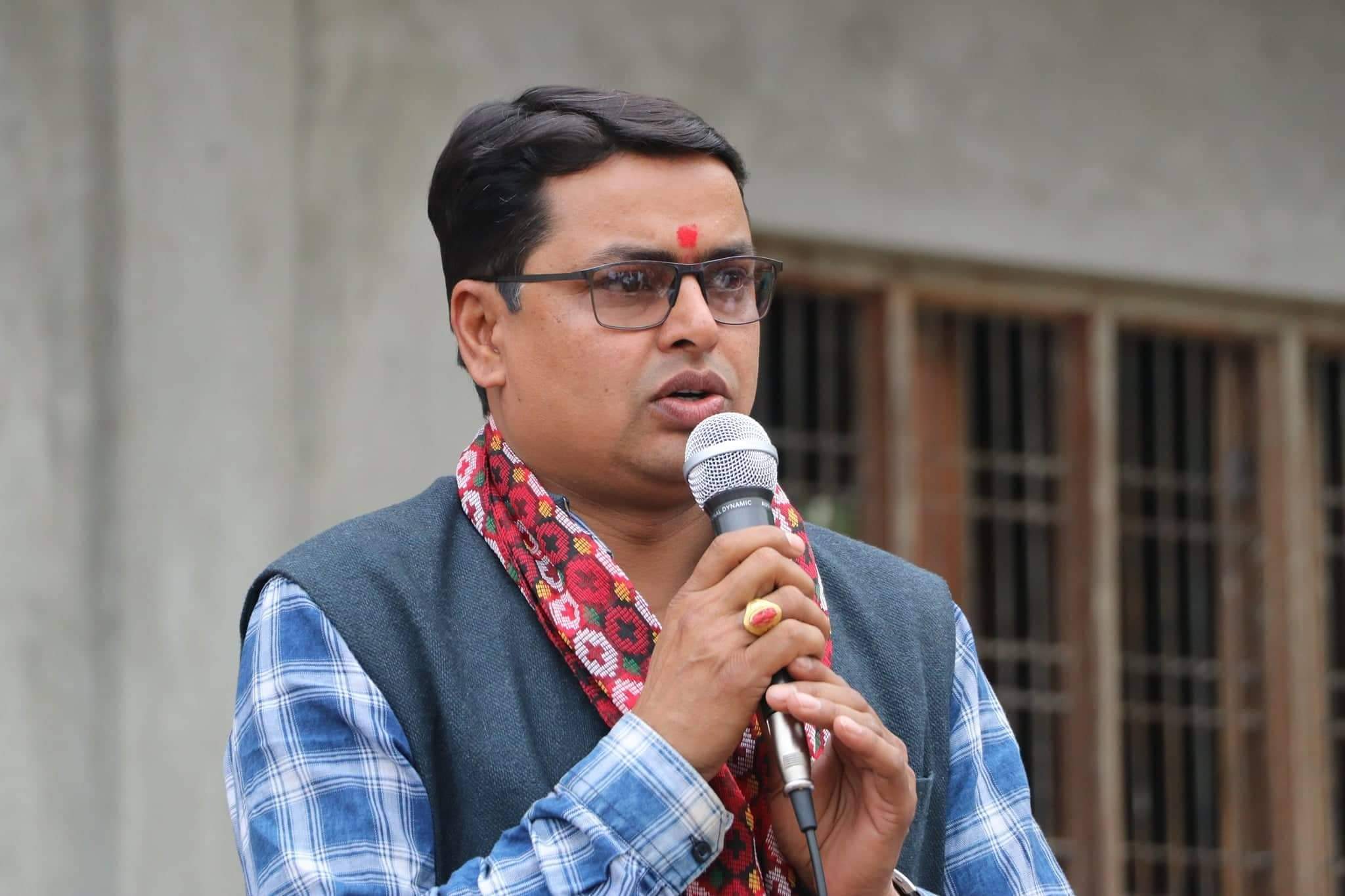 पालिकामा नयाँ एम्बुलेन्सको व्यवस्था नहुन्जेल सरकारी गाडी चढ्दिन : पाण्डे