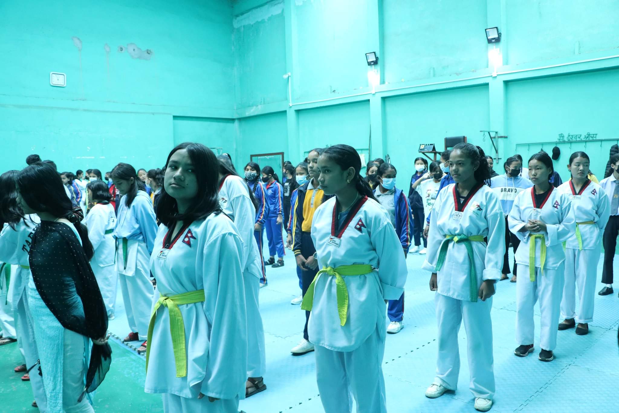 गुल्मीका किशोरीलाई लुम्बिनी प्रदेश सांसद गिता थापाको पहलमा आत्मरक्षा तालिम