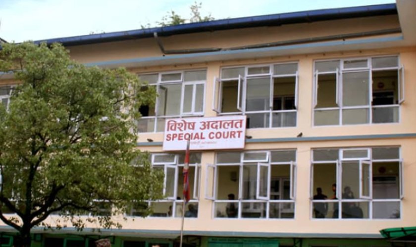 घुस मागेको कल रेकर्ड र लिँदै गर्दाको भिडियो हुँदा पनि विशेष अदालतले दियो सफाइ