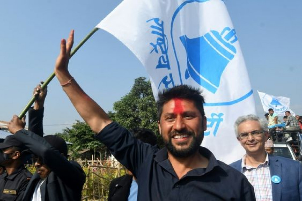 रवि लामिछानेको पद गुमेपछि रास्वपा आन्तरिक छलफलमा