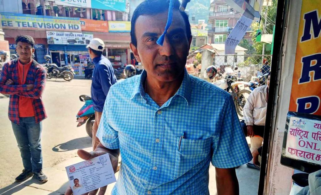 गुल्मीमा पहिलो गैर आवासीय नागरिकता पाउने मरासिनी