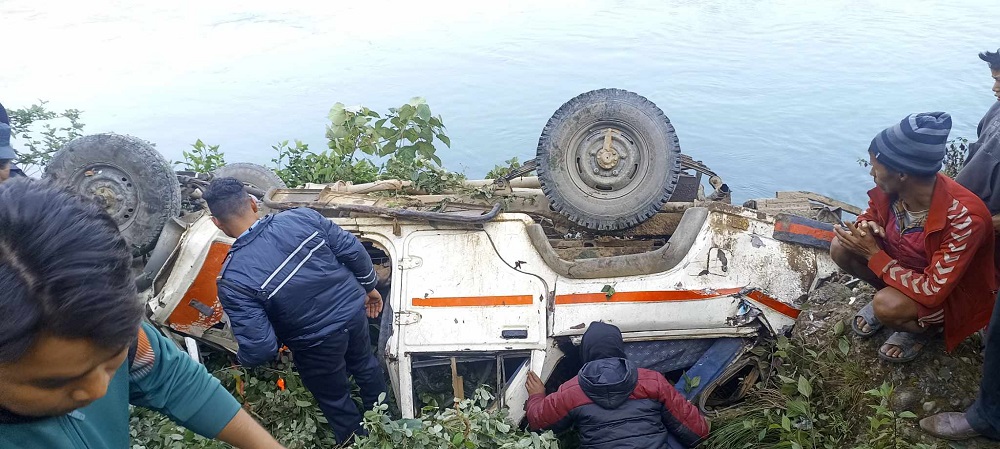 प्युठानमा जन्ती बोकेको जिप दुर्घटना हुँदा १ जनाको मृत्यु