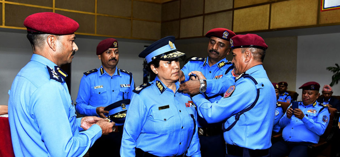 प्रहरी अतिरिक्त महानिरीक्षकद्वयलाई दर्ज्यानी चिन्ह प्रदान