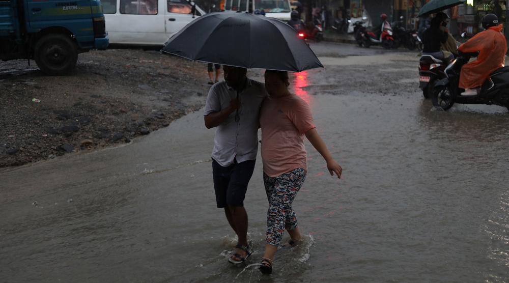 देशभर मनसुनी वायुको प्रभाव कायमै, आज यी प्रदेशमा हुनेछ वर्षा