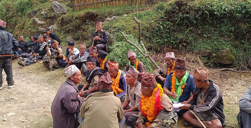 एक वर्षलाई पुजारी