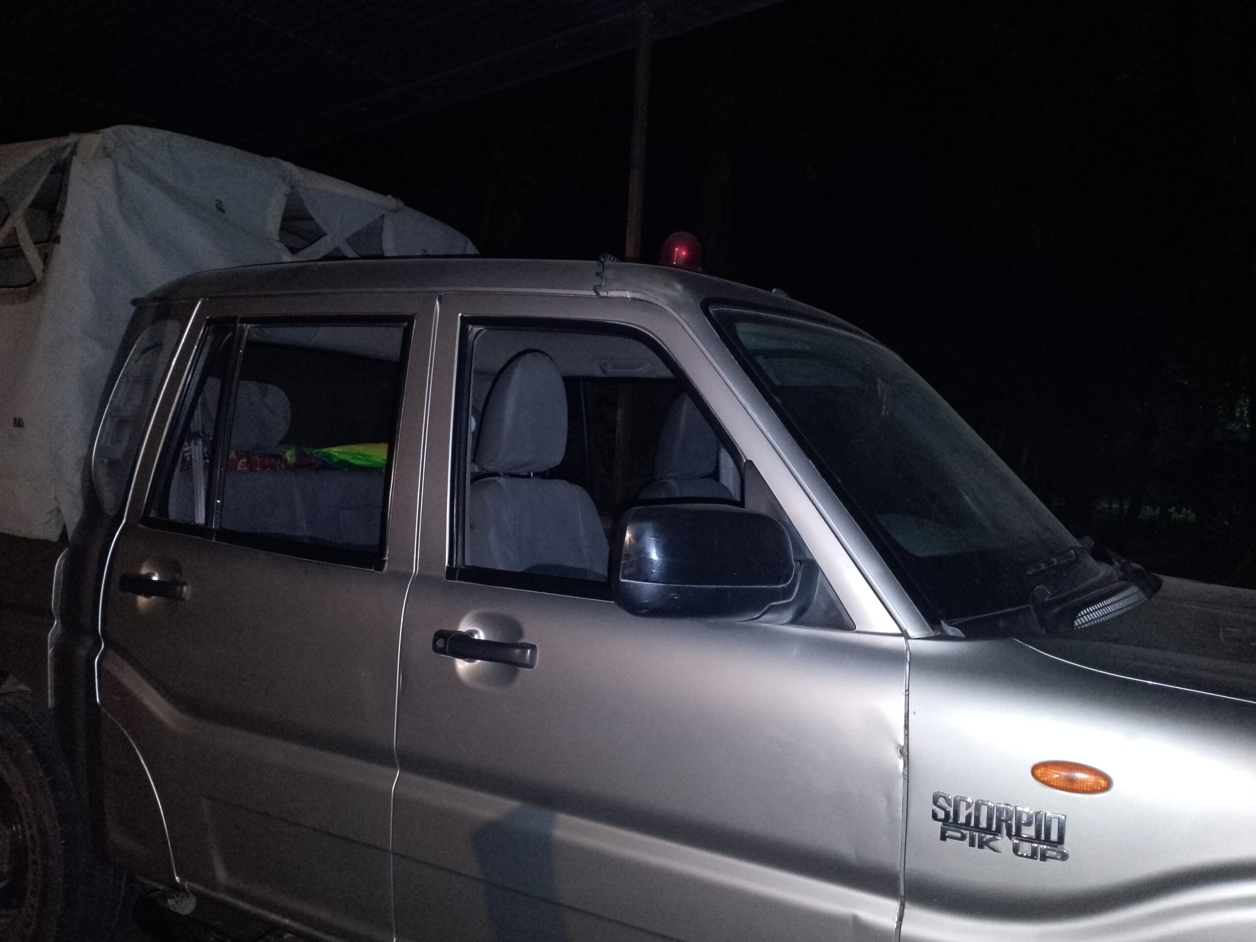 राजस्व छली सामान नियन्त्रणमा लिंदा सुरक्षाकर्मी माथि ढुङ्गामुढा