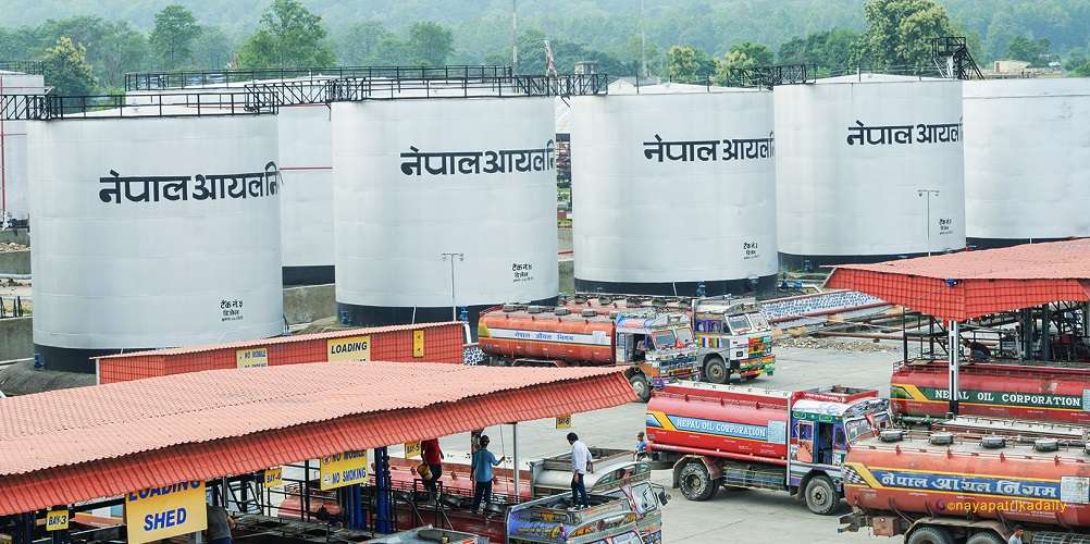 पेट्रोलको भाउ एक रुपैयाँले बढ्यो, डिजेल र मट्टीतेलको चार रुपैयाँले घट्यो