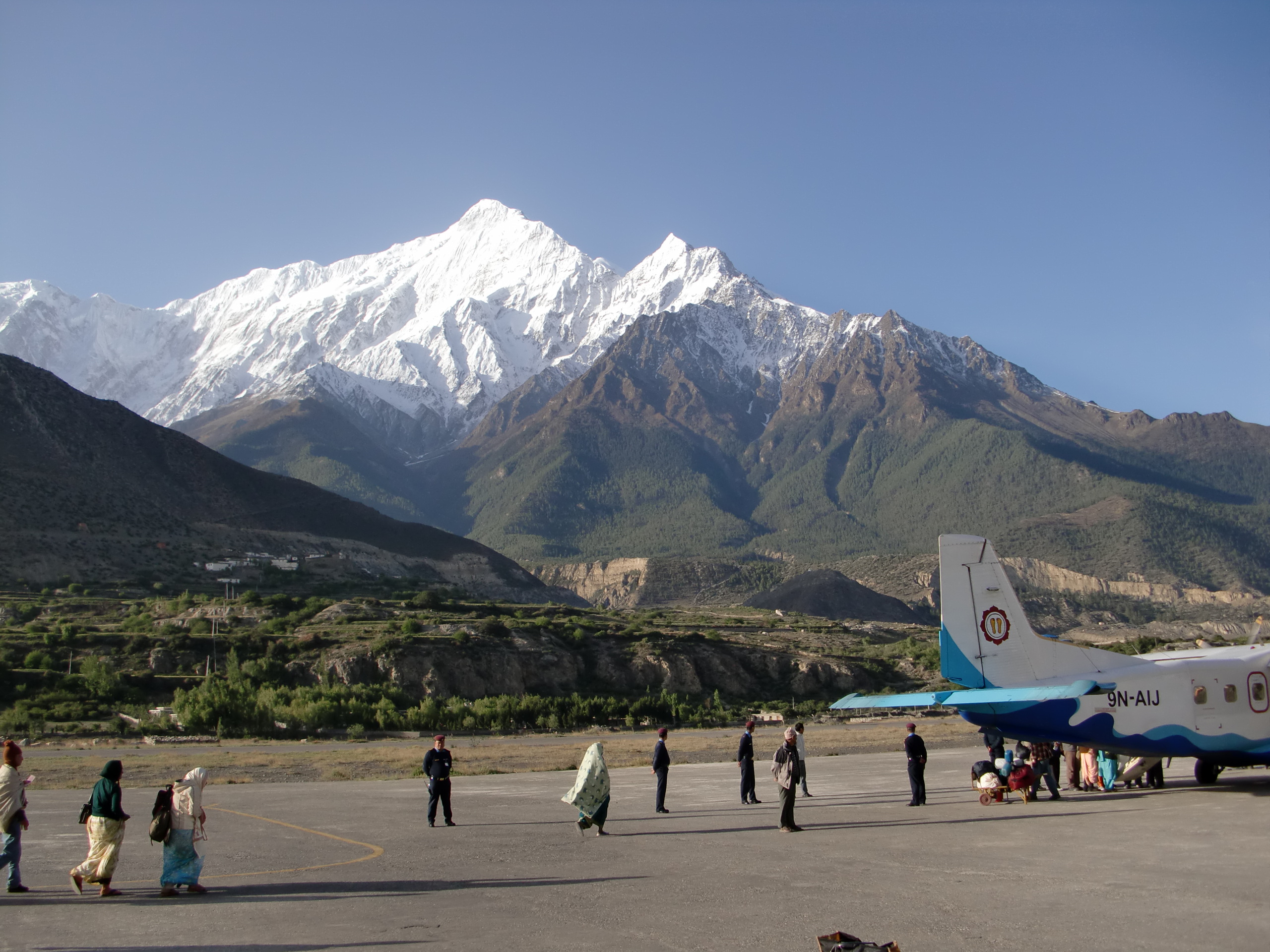 पोखरा—जोमसोम हवाई उडानको सङ्ख्या घट्यो