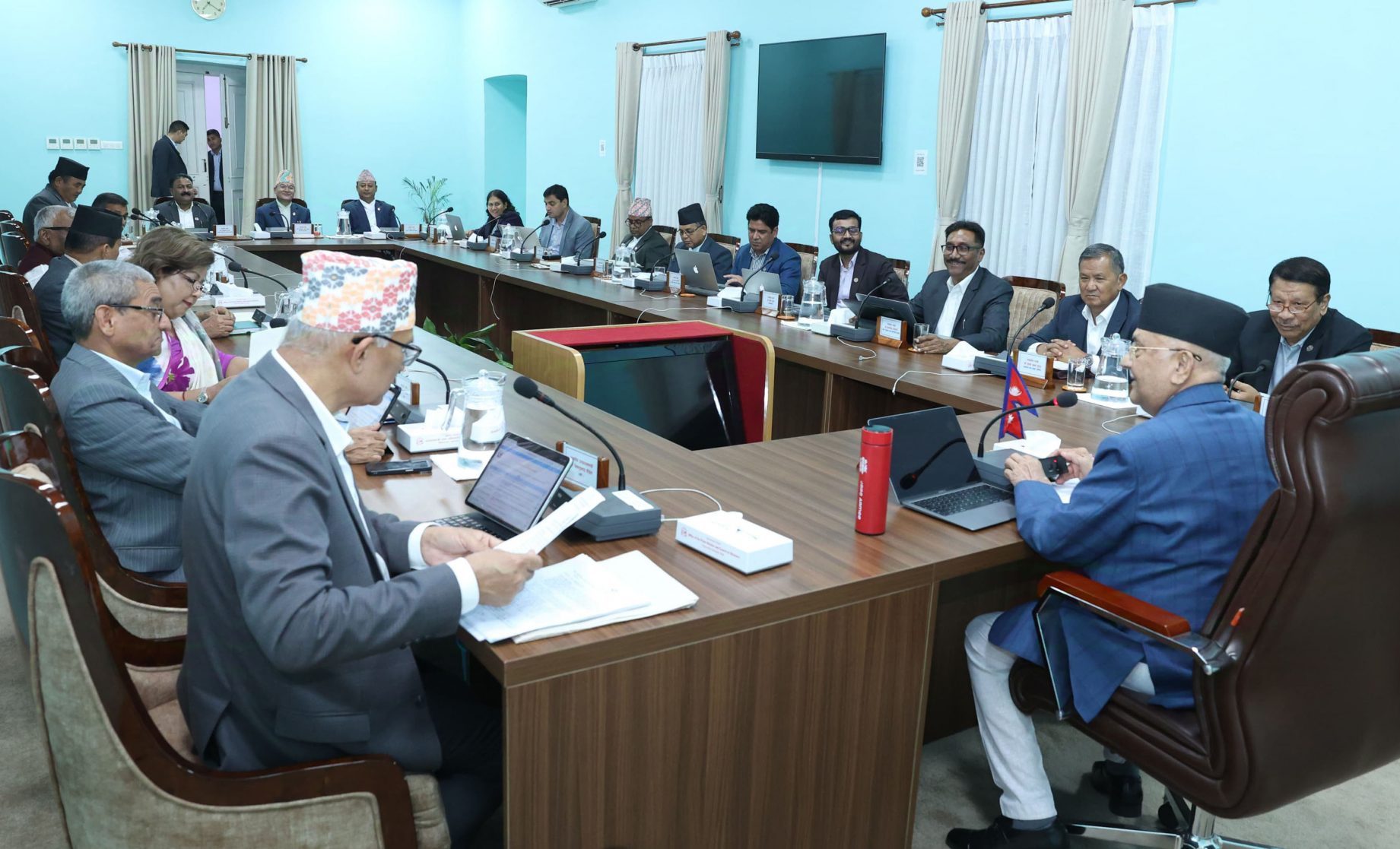 मन्त्रिपरिषदको बैठक बस्दै